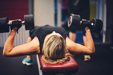 Afvallen met dumbbells